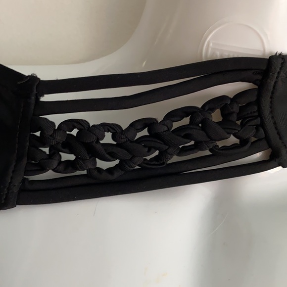 🆕 Black Bikini Bottoms…Cool side design NWT!!! - Picture 3 of 10